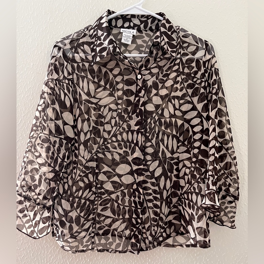 NICOLA Brown and White Leaf Pattern Blouse